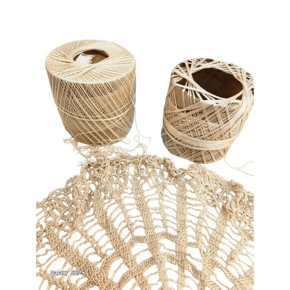 Handmade Beige Crochet Round Doily Table Decor Unfinished With Yarn - Picture 5 of 7